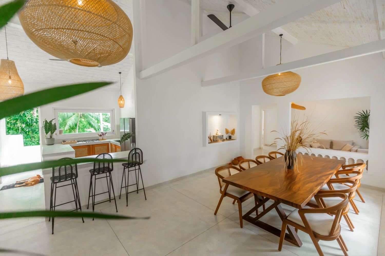 The Jungle Villa Ahangama, &#8220;Discover Ahangama&#8217;s Hidden Gem: The Jungle Villa &#8211; A 7-Bedroom Jungle-Immersed Abode Tailoring Your Dream Vacation in Sri Lanka&#8221;