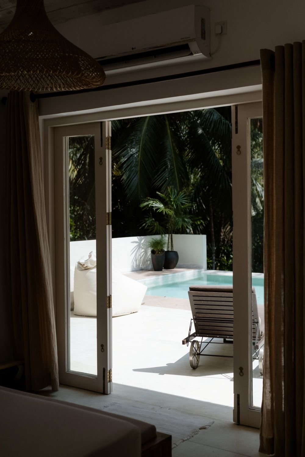 Luxury villa rentals Southern Sri Lanka,Villas in Galle,Mirissa,and Unawatuna,Tropical villa stays Sri Lanka, &#8220;Experience Tropical Luxury with The Nivasa: Your Perfect Host for Villa Rentals in Southern Sri Lanka&#8221;